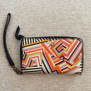 Tory Burch Colorful Geometric Pattern Wristlet